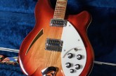 Rickenbacker 1981 360 Fireglo-2.jpg